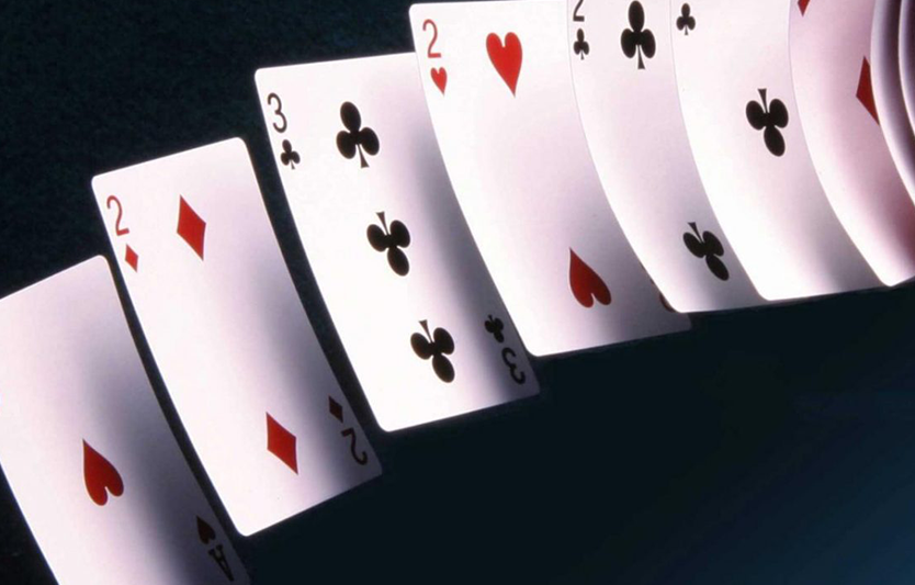 Стад-покер: п'ятикартковий стад і семикартковий стад
